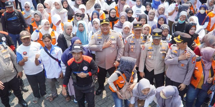 Polisi Lakukan Pengawalan, Peringatan Hari Buruh di Pasuruan Berlangsung Kondusif